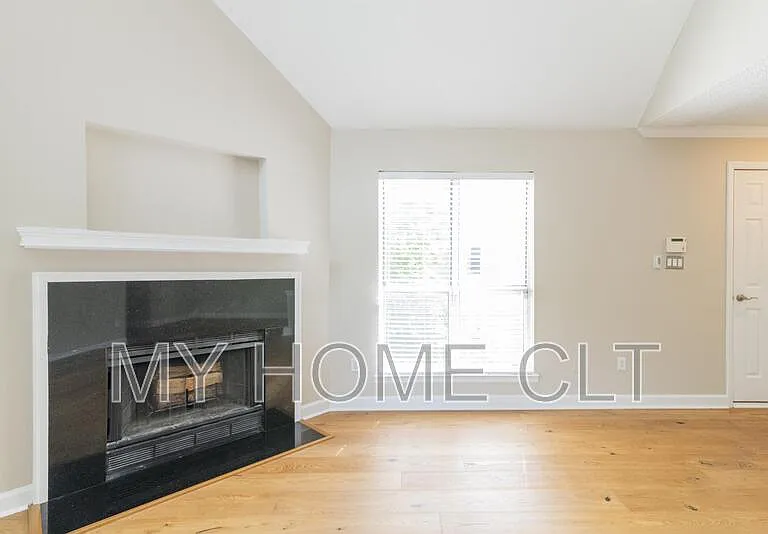 2516 Cranbrook Ln #11 — Photo 8