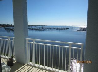 675 NW Flagler Ave APT 302, Stuart, FL 34994