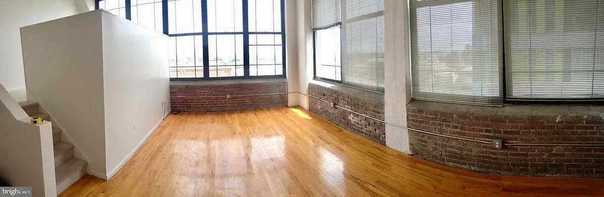 Building Photo - 314 N 12th St #901