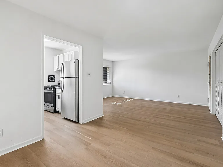 ReNew Alexandria — Photo 15