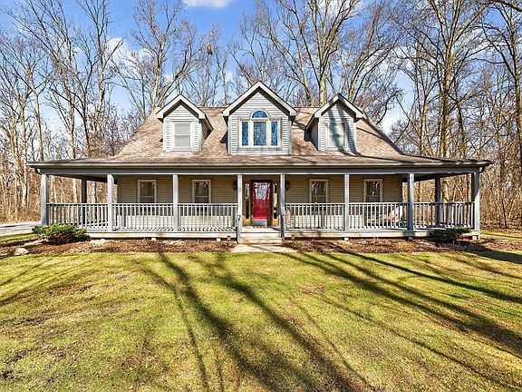 2nd image of 3734 Warrensburg Rd