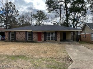 35 Lance Dr, Brandon, MS 39042