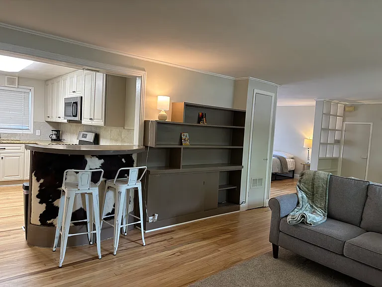 701 Monticello Dr #101 — Photo 6