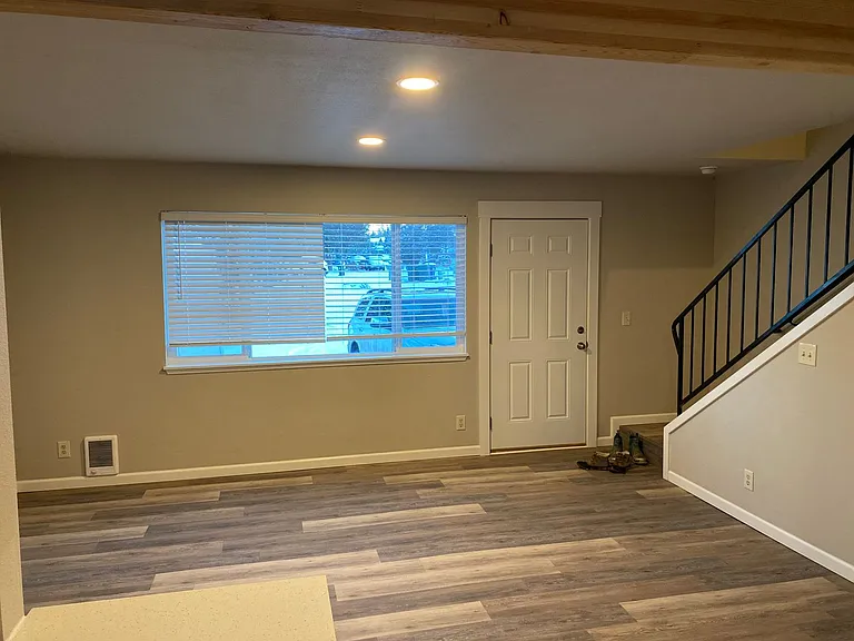 1871 NE Wichita Way — Photo 6