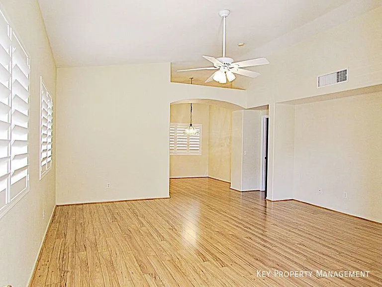 7450 S Eastern Ave #2080 — Photo 3