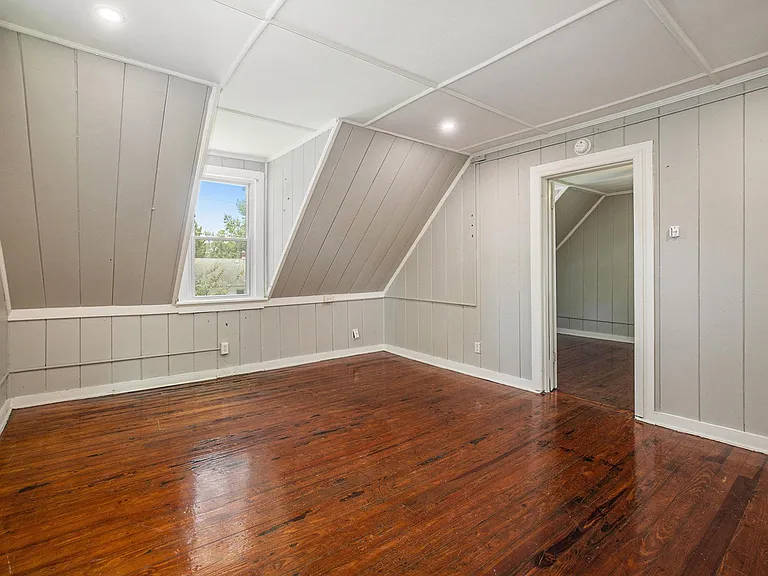 1131 Leesville St #B — Photo 2