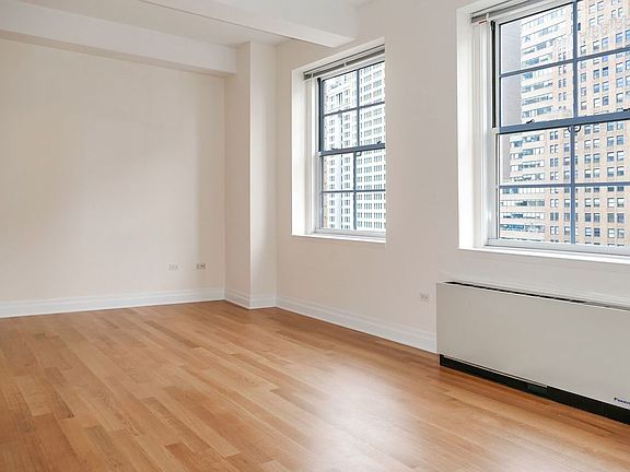 5th image of 21 West St APT 14L