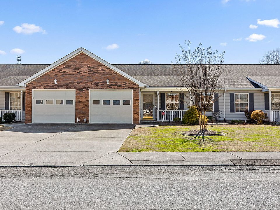 1st image of 74 Flagstone Dr