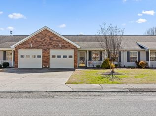 74 Flagstone Dr, Rossville, GA 30741