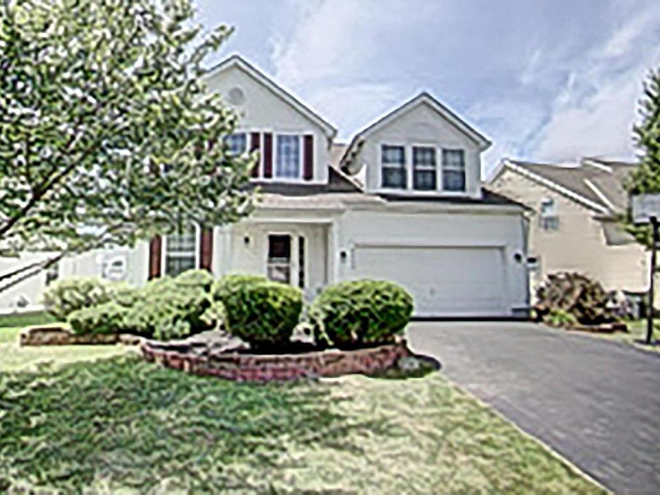 1st image of 8029 Lazelle Woods Dr
