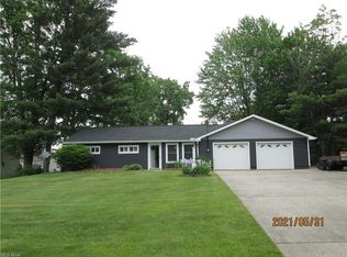 2143 Rocklyn Dr, Brunswick, OH 44212