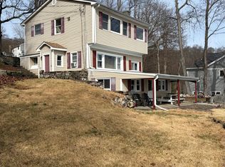 165 W Lakeshore Drive, Carmel, NY 10512