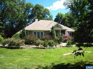 96 High View Ln, Nellysford, VA 22958