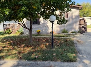 84 Birch Dr, Sandwich, IL