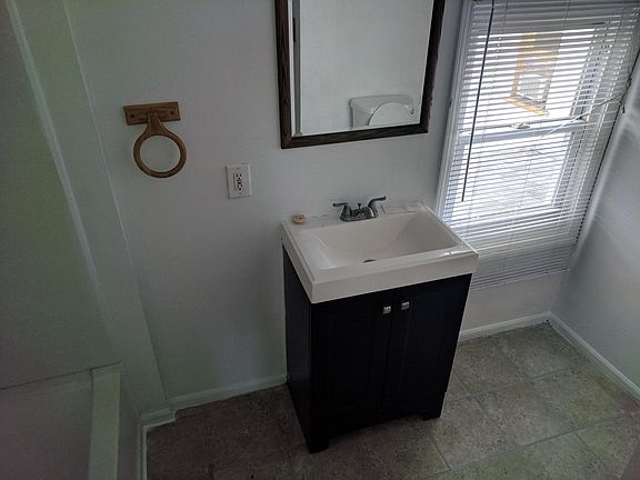 4th image of 3326 Church Ave #3326