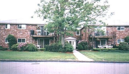 1st image of 65 Fountain Ln APT 2