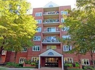 6530 W Irving Park Rd APT 604, Chicago, IL 60634