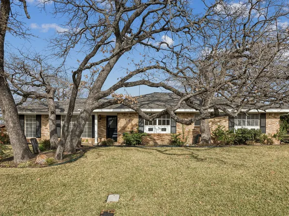 432 Hillview Dr, Hurst, TX 76054