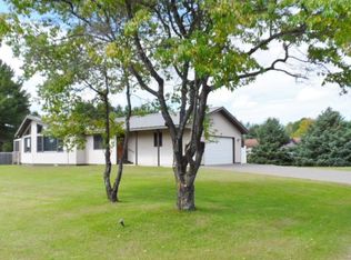 610 Adams St, Crystal Falls, MI 49920