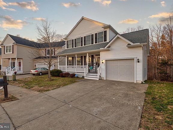 3rd image of 53 Everglades Ln