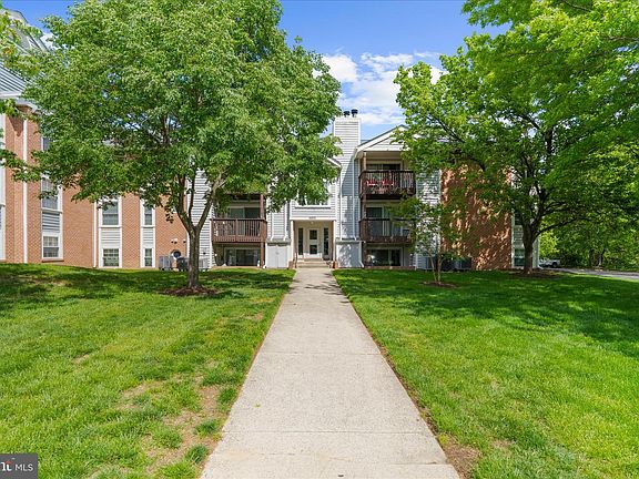 3rd image of 6803 White Water Way Unit 204