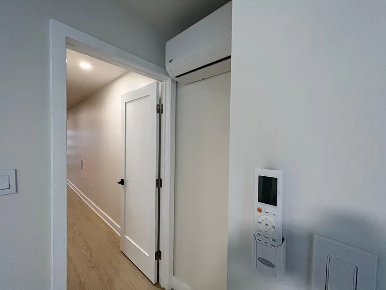 620 Orleans Pl NE #B — Photo 12