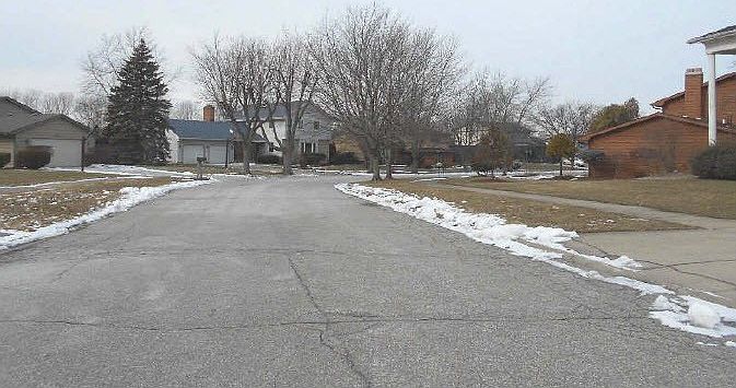 2nd image of 2521 Venice Dr