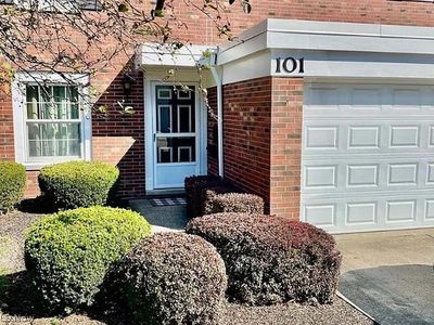 101 Chatham Way #101A, Mayfield Heights, OH, 44124