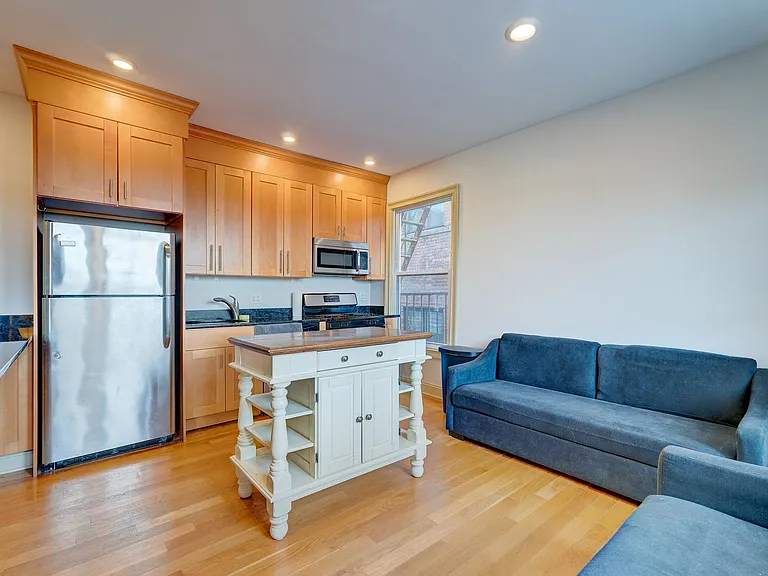 436 Prospect St — Photo 4
