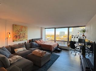 2400 N Lakeview Ave APT 1014, Chicago, IL 60614