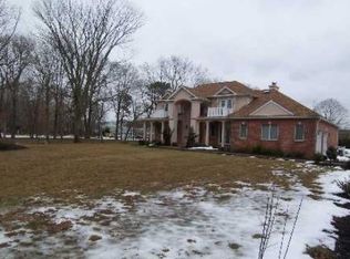 853 Broadway Ave, Holbrook, NY 11741
