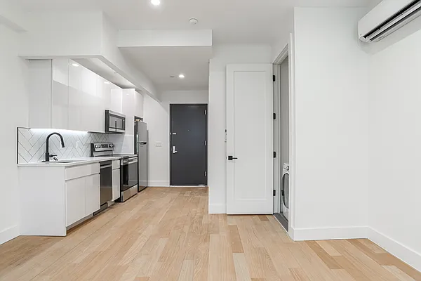 Rented by Yup Realty LLC | media 5