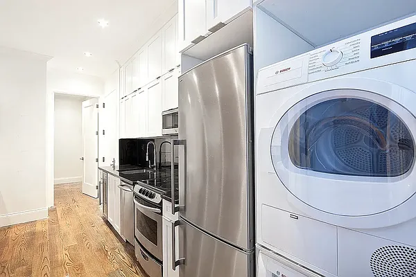 Rented by R New York | media 5