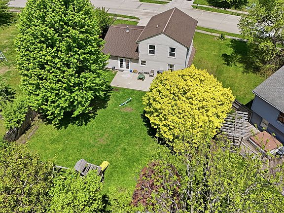 3rd image of 7830 Oakshot Ln