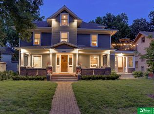 1045 N 34th St, Omaha, NE 68131