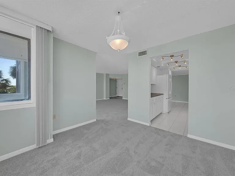660 Island Way #301 — Photo 28