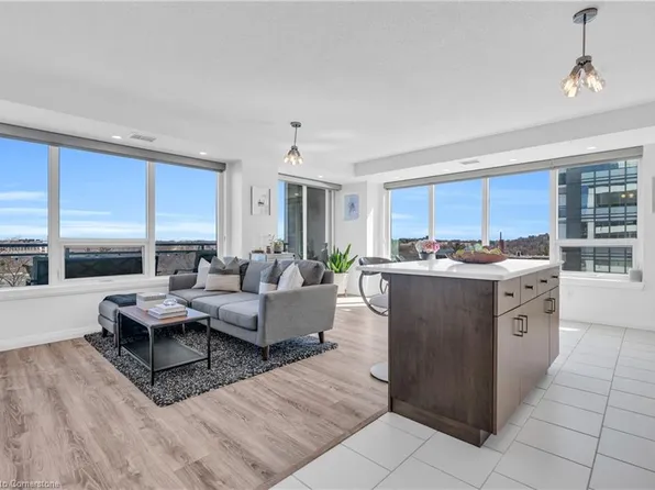 53 Arthur St N #713, Guelph, ON N1E 4T8