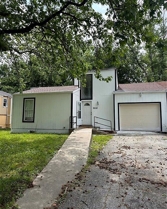 1st image of 9516 Manning Ave