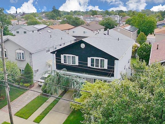 4th image of 758 Leverett Ave