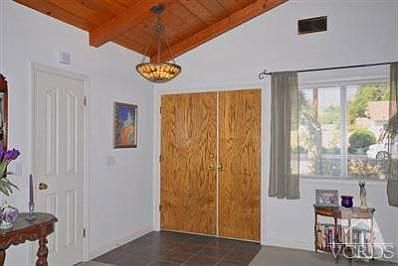 4th image of 107 E Aliso St