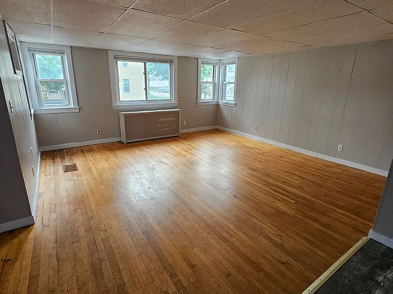 78 Wilson St — Photo 3