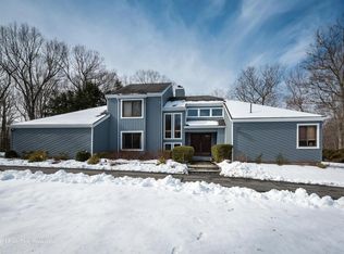 21 Doe View Ln, Pound Ridge, NY 10576