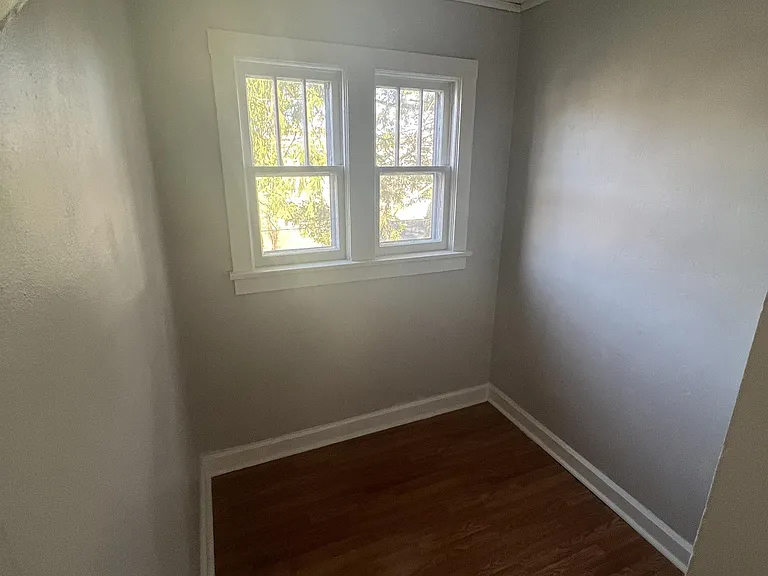 1016 E Brookside Dr — Photo 9