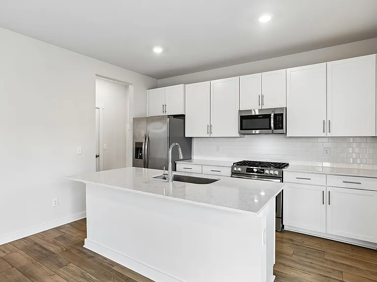 1615 Medinah Ln — Photo 21