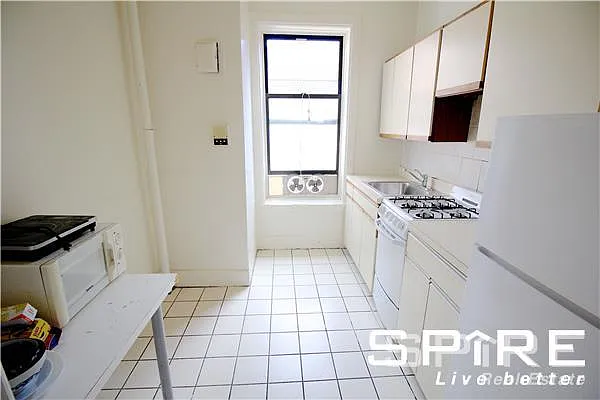 Rented by Spire Group | media 10