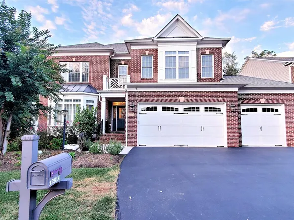 12614 Winter Wren Ct, Oak Hill, VA 20171