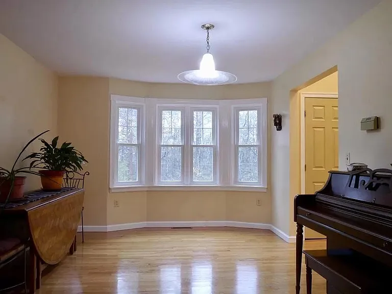78 Schoolhouse Rd — Photo 11