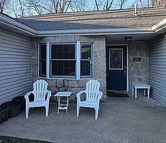 5448 E Seven Hills Ln — exterior photo