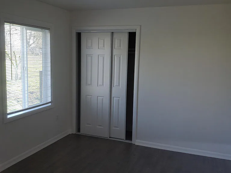 19609 SW Tile Flat Rd — Photo 11