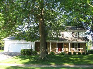 11111 Lantern Ln, Fort Wayne, IN 46845